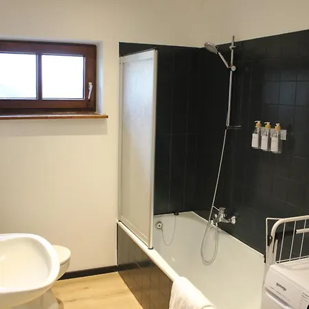 Waldquartier L L 3 Schlafzimmer L Grosse Terrasse L Grill L Wlan Regen